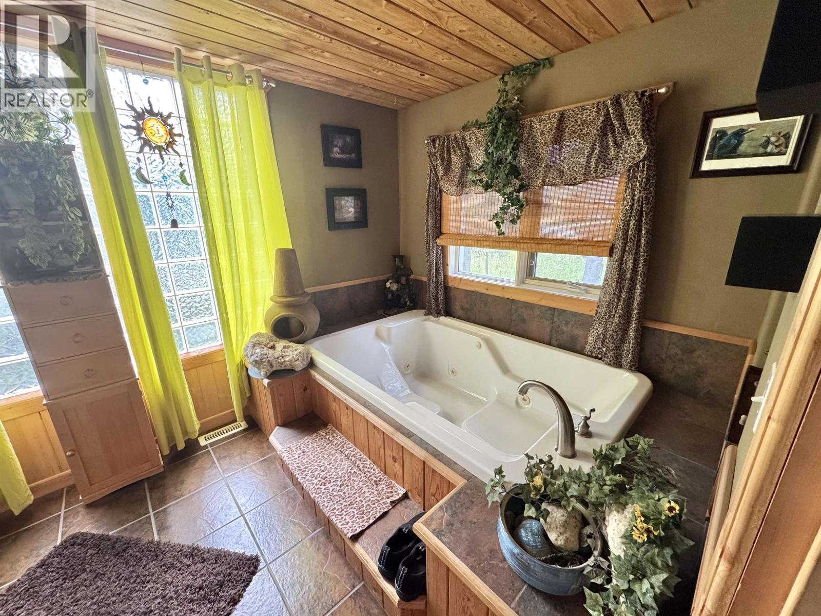 830 Beaven Crescent, Valemount, British Columbia  V0E 2Z0 - Photo 7 - R3129896