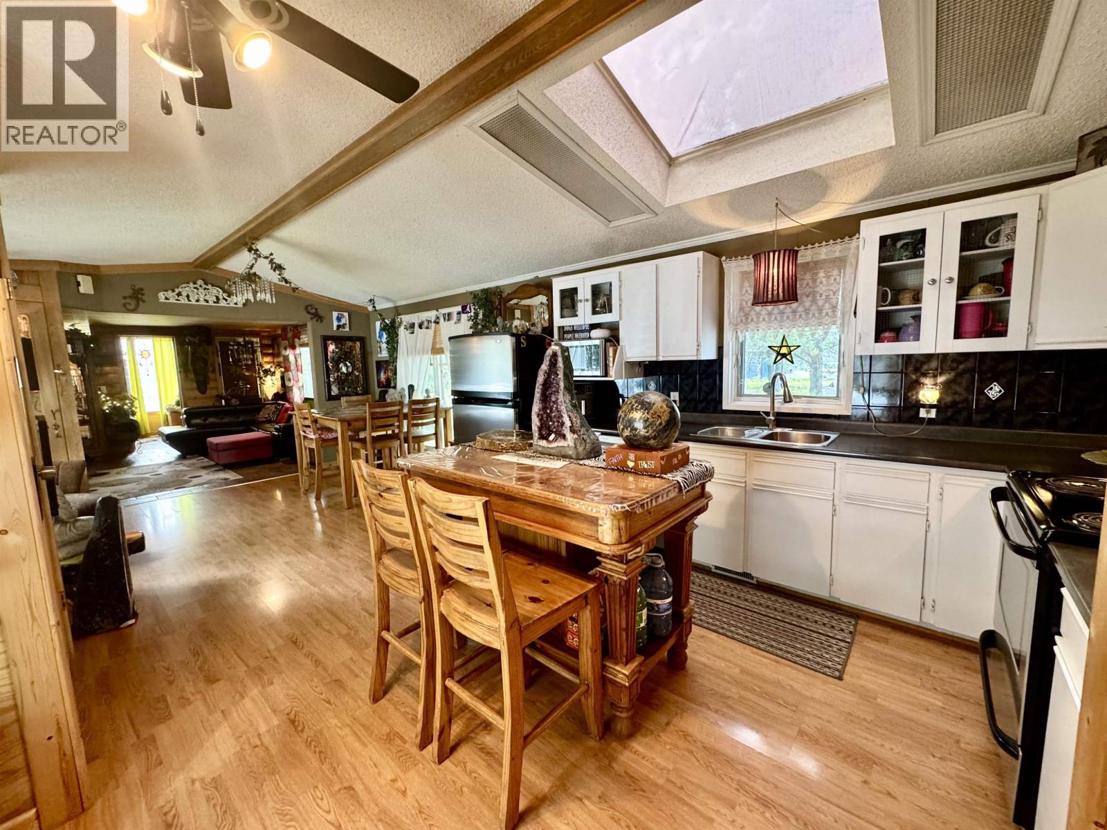 830 Beaven Crescent, Valemount, British Columbia  V0E 2Z0 - Photo 12 - R3129896