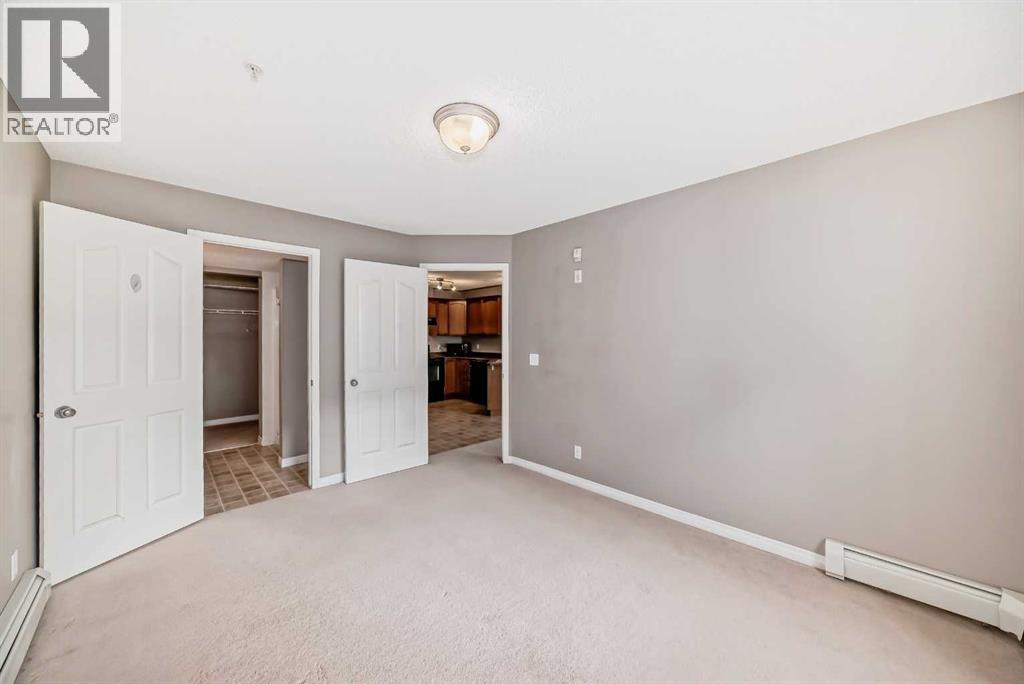 303, 369 Rocky Vista Park NW, Calgary, Alberta  T3G 5K7 - Photo 16 - A2280300