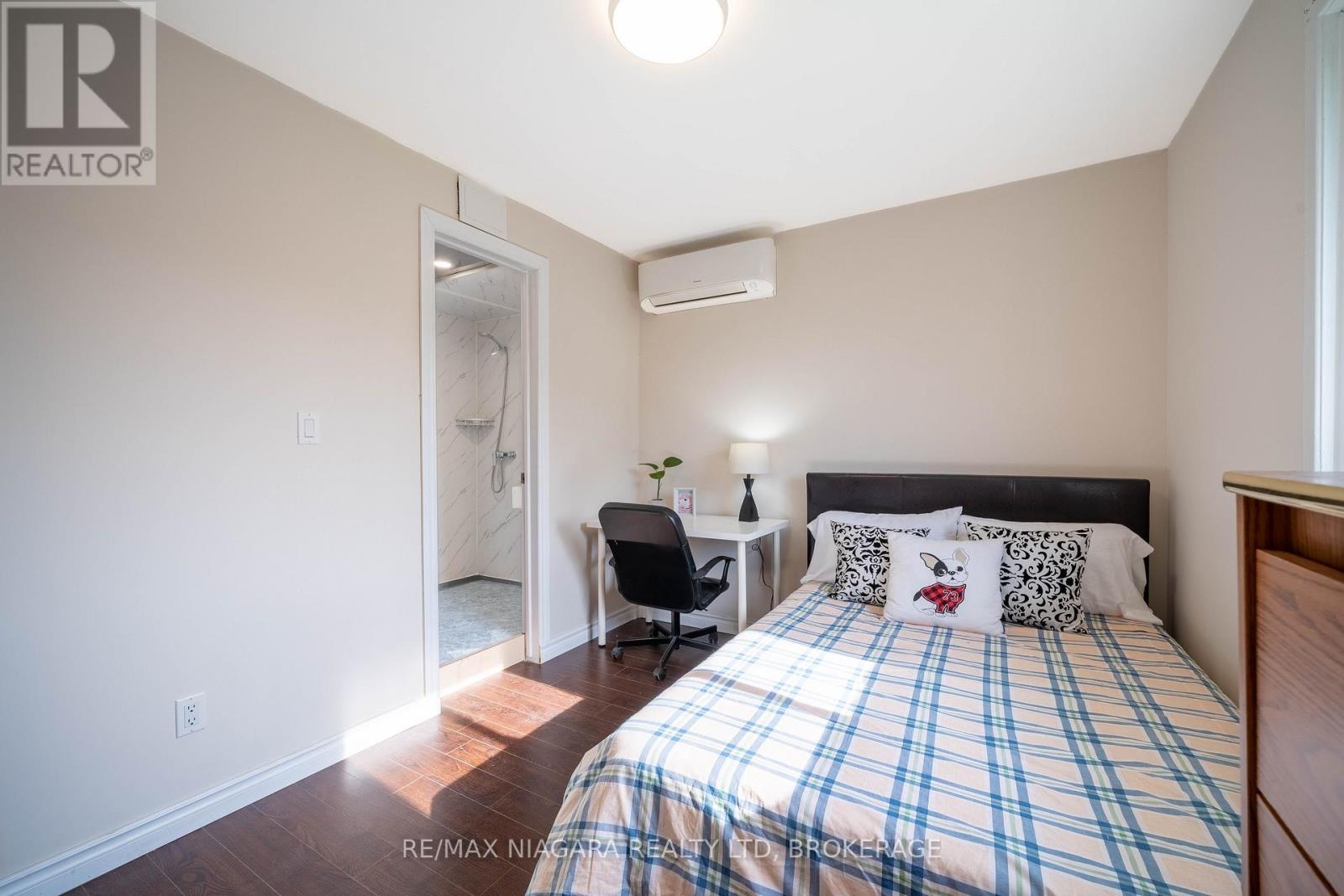 293-295 Glenridge Avenue, St. Catharines, Ontario  L2T 3K5 - Photo 18 - X13218388
