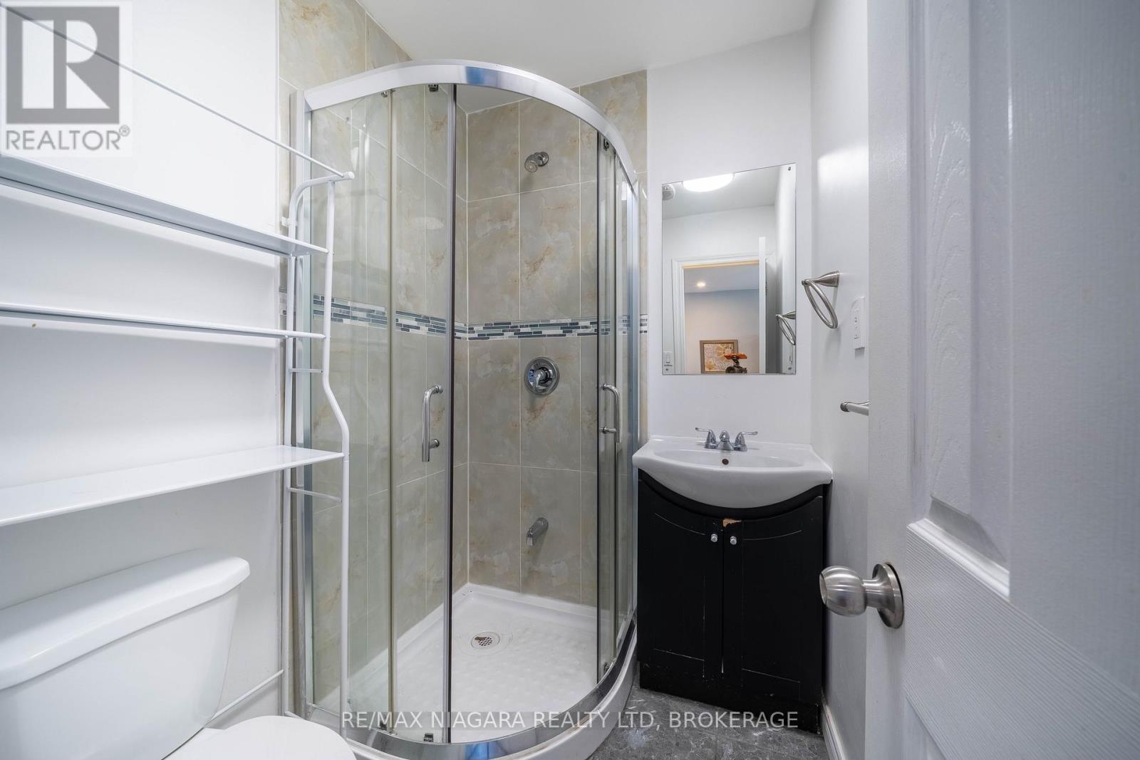 293-295 Glenridge Avenue, St. Catharines, Ontario  L2T 3K5 - Photo 22 - X13218388