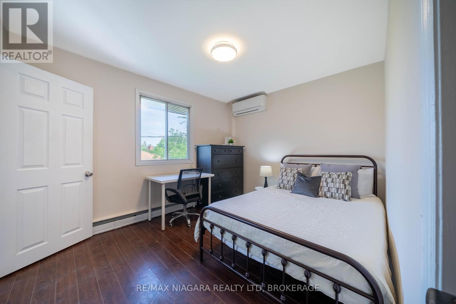 293-295 Glenridge Avenue, St. Catharines, Ontario  L2T 3K5 - Photo 25 - X13218388