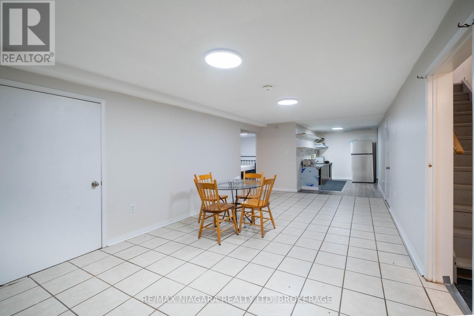293-295 Glenridge Avenue, St. Catharines, Ontario  L2T 3K5 - Photo 38 - X13218388