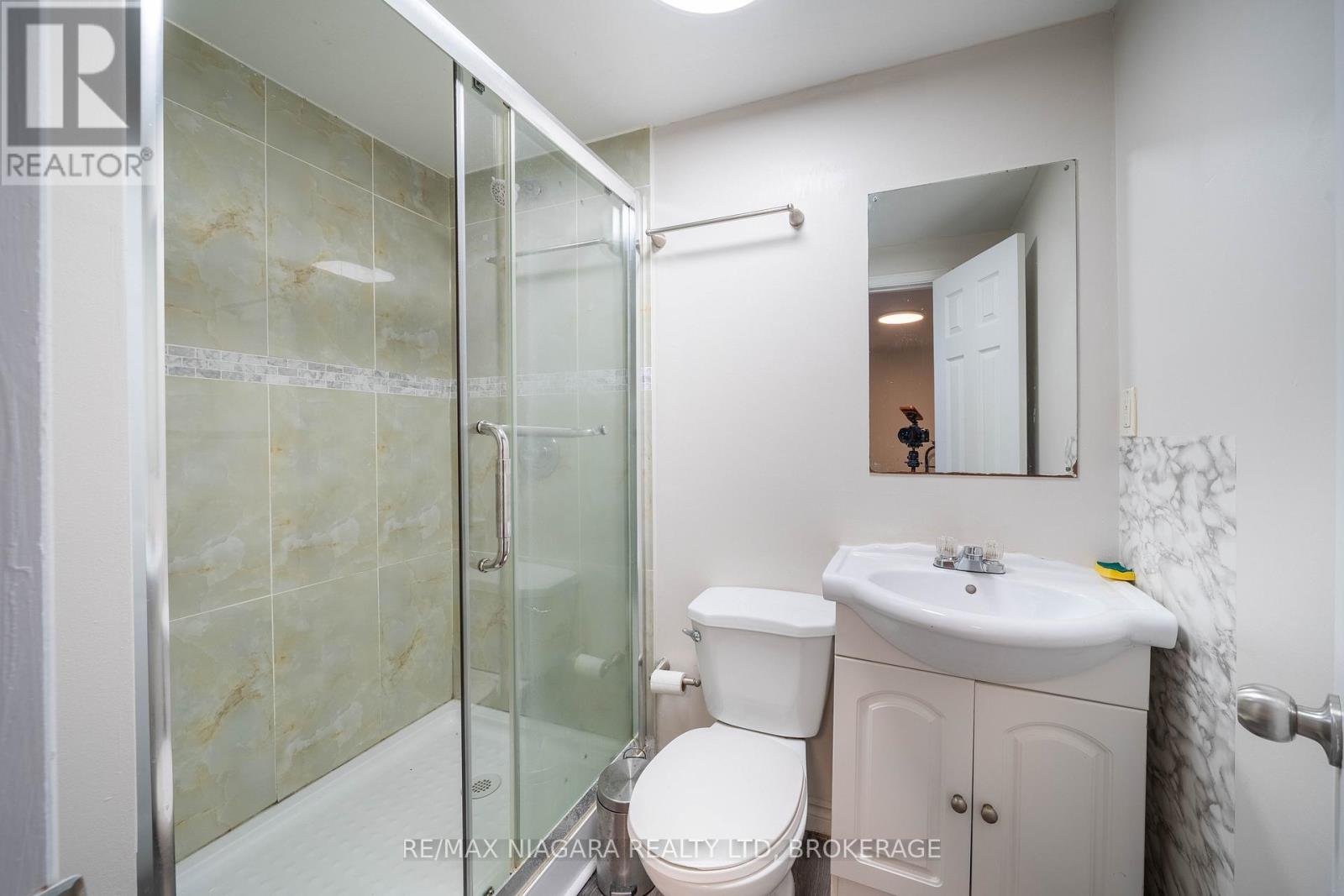 293-295 Glenridge Avenue, St. Catharines, Ontario  L2T 3K5 - Photo 42 - X13218388