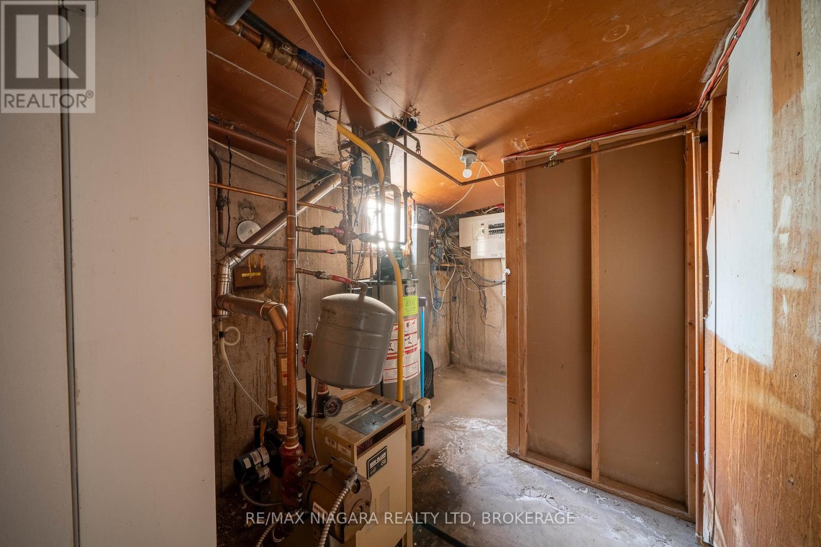 293-295 Glenridge Avenue, St. Catharines, Ontario  L2T 3K5 - Photo 46 - X13218388