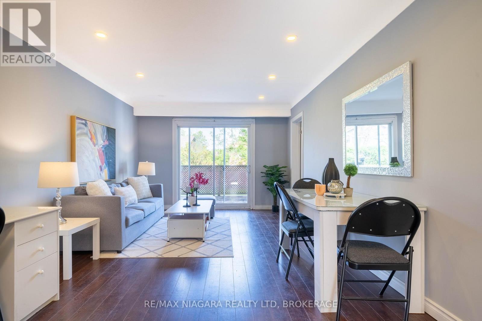 293-295 Glenridge Avenue, St. Catharines, Ontario  L2T 3K5 - Photo 6 - X13218388