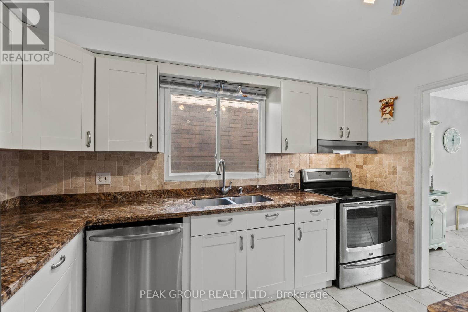 18 Sandra Crescent, Grimsby, Ontario L3M 4Z1 - Photo 13 - X13218400
