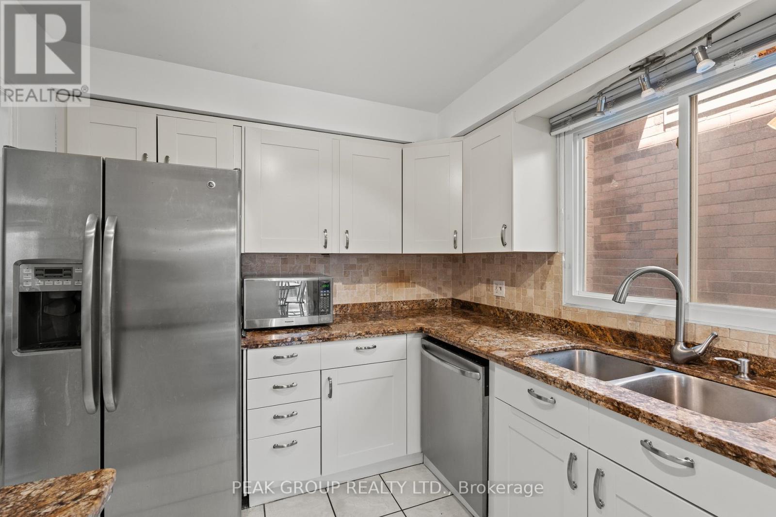 18 Sandra Crescent, Grimsby, Ontario L3M 4Z1 - Photo 14 - X13218400