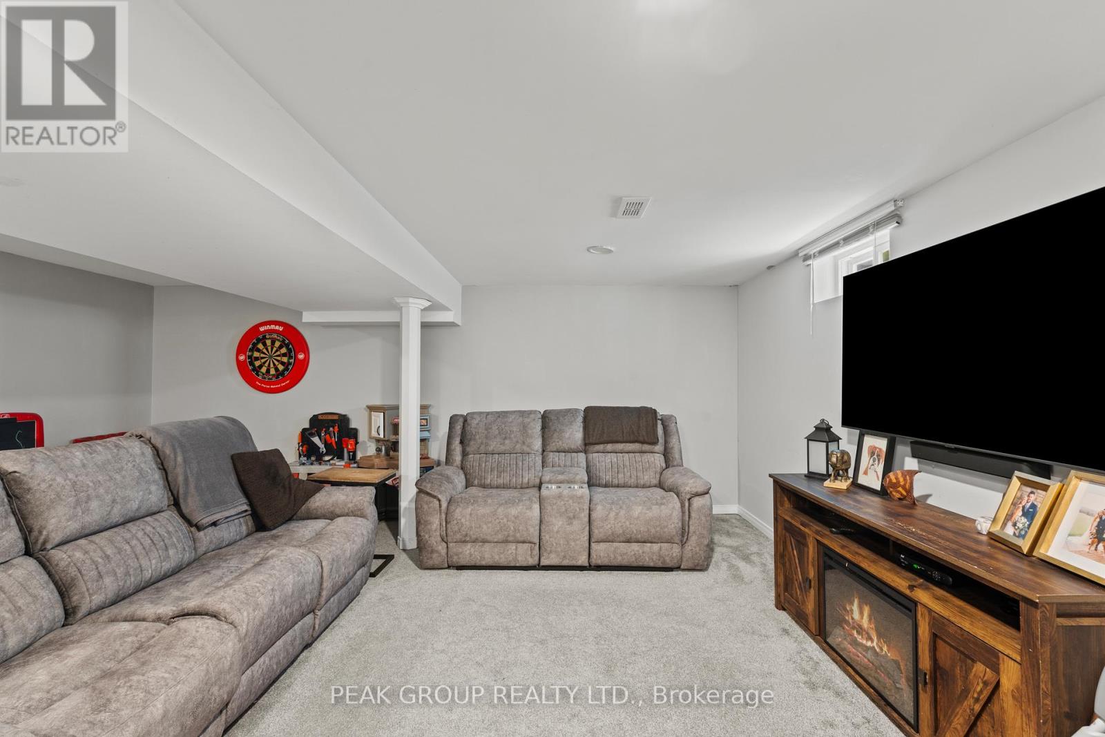 18 Sandra Crescent, Grimsby, Ontario L3M 4Z1 - Photo 28 - X13218400