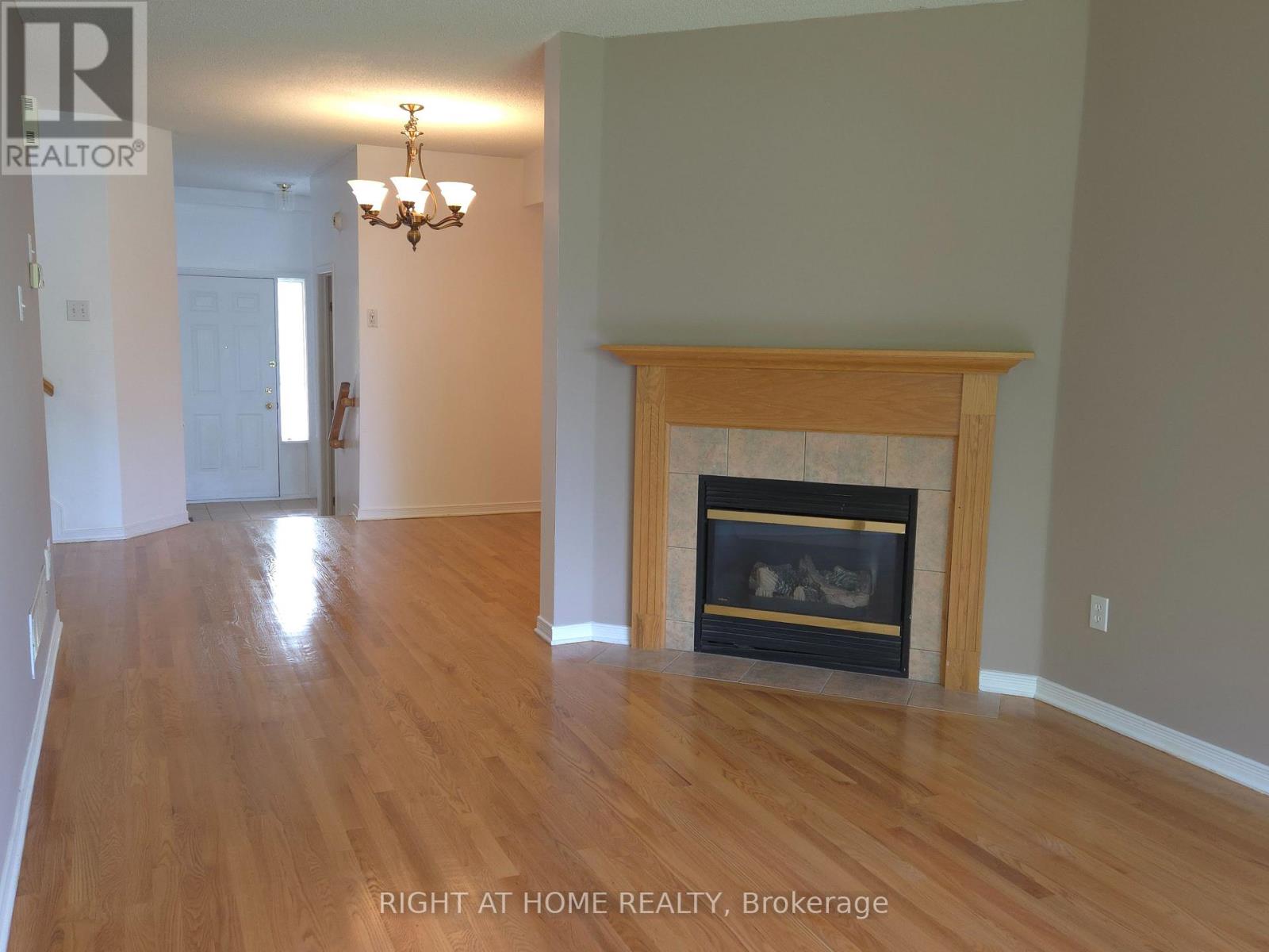 142 Lilibet Cres Crescent E, Ottawa, Ontario  K1V 2A1 - Photo 6 - X13216372