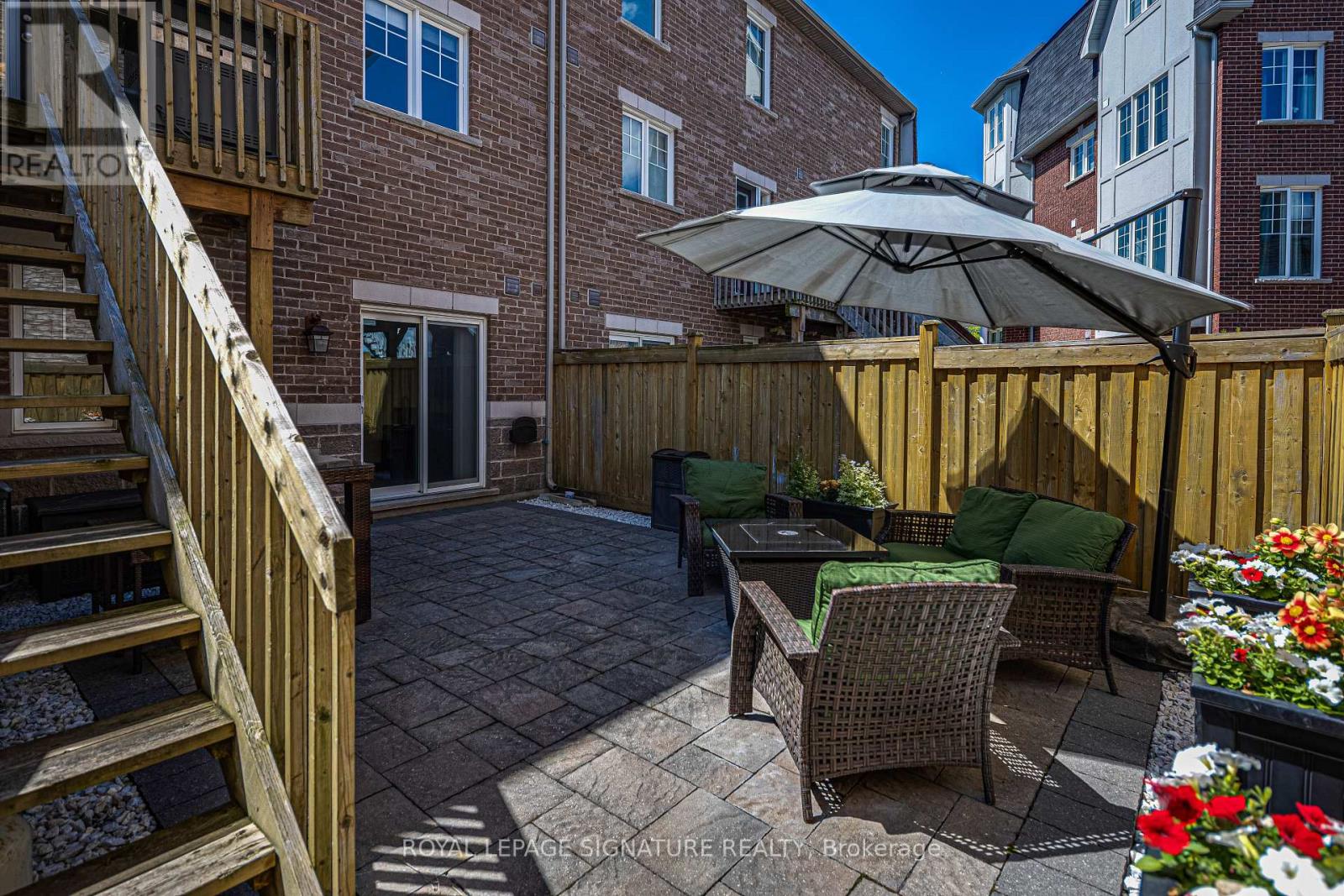6 Collip Place, Toronto, Ontario  M4A 1Y3 - Photo 38 - C13218406