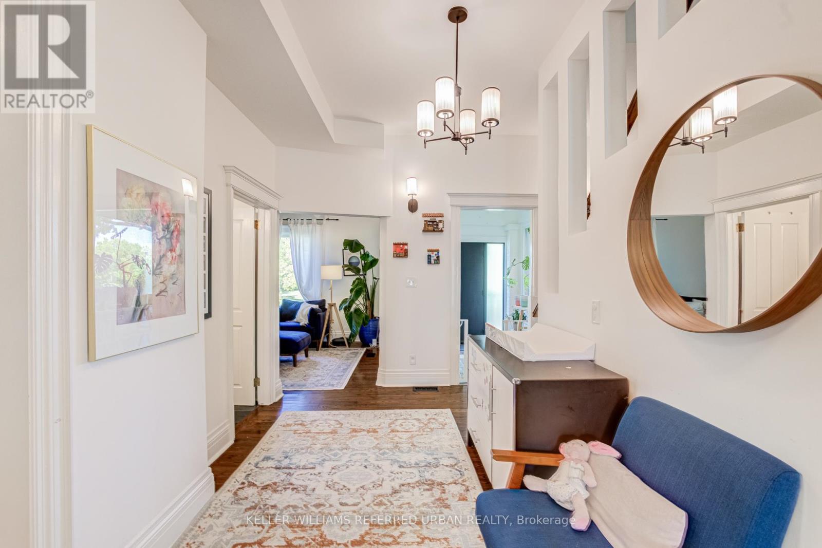 45 Wychwood Avenue, Toronto, Ontario  M6G 2X8 - Photo 7 - C13218424