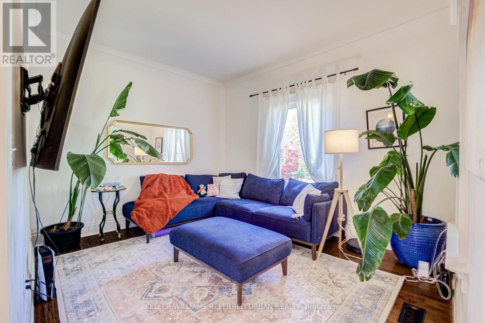 45 Wychwood Avenue, Toronto, Ontario  M6G 2X8 - Photo 8 - C13218424