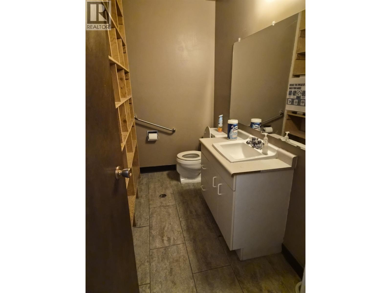 727 Victoria Street, Prince George, British Columbia  V2L 2K5 - Photo 7 - C8079061