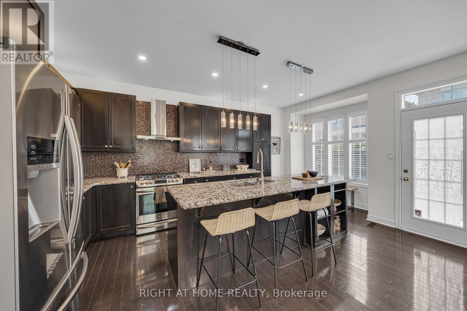 1396 Castlemore Avenue, Markham, Ontario  L6E 0H1 - Photo 13 - N13218390