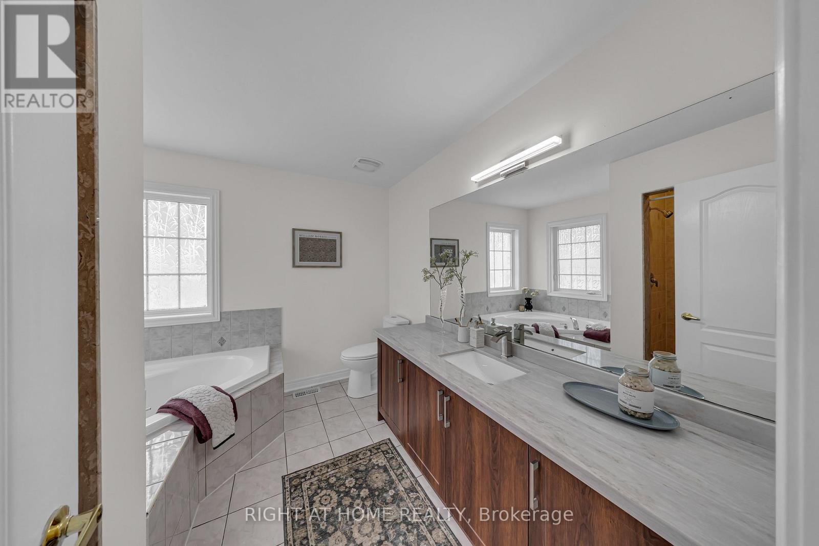 1396 Castlemore Avenue, Markham, Ontario  L6E 0H1 - Photo 25 - N13218390