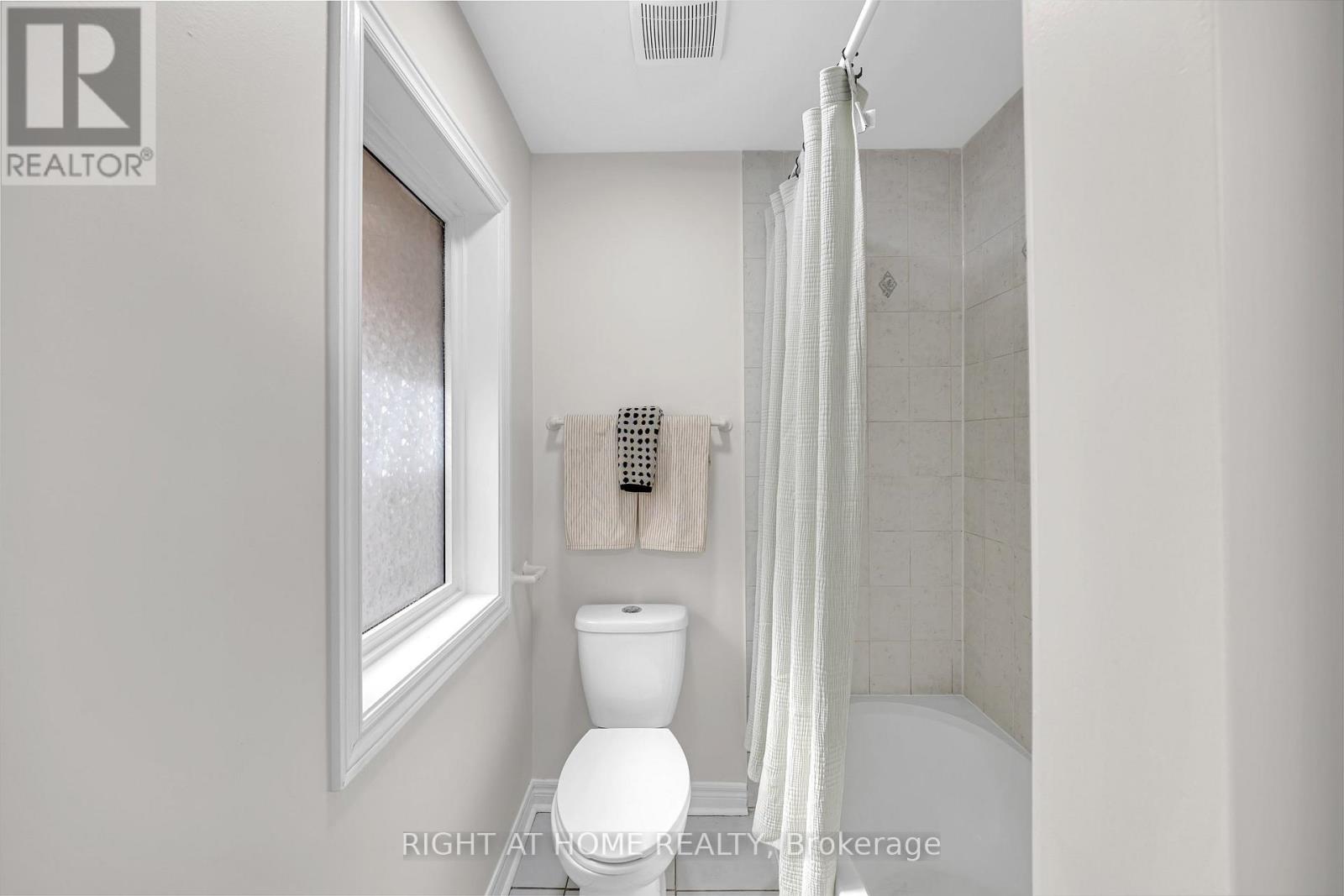 1396 Castlemore Avenue, Markham, Ontario  L6E 0H1 - Photo 33 - N13218390