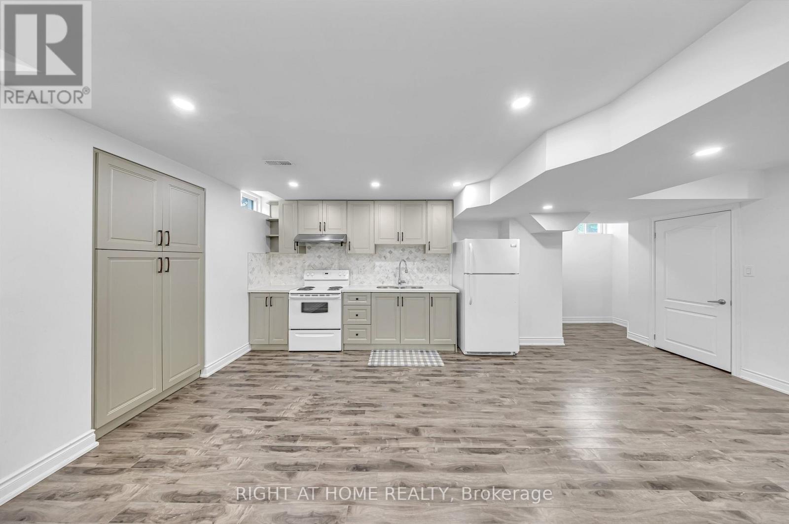 1396 Castlemore Avenue, Markham, Ontario  L6E 0H1 - Photo 38 - N13218390