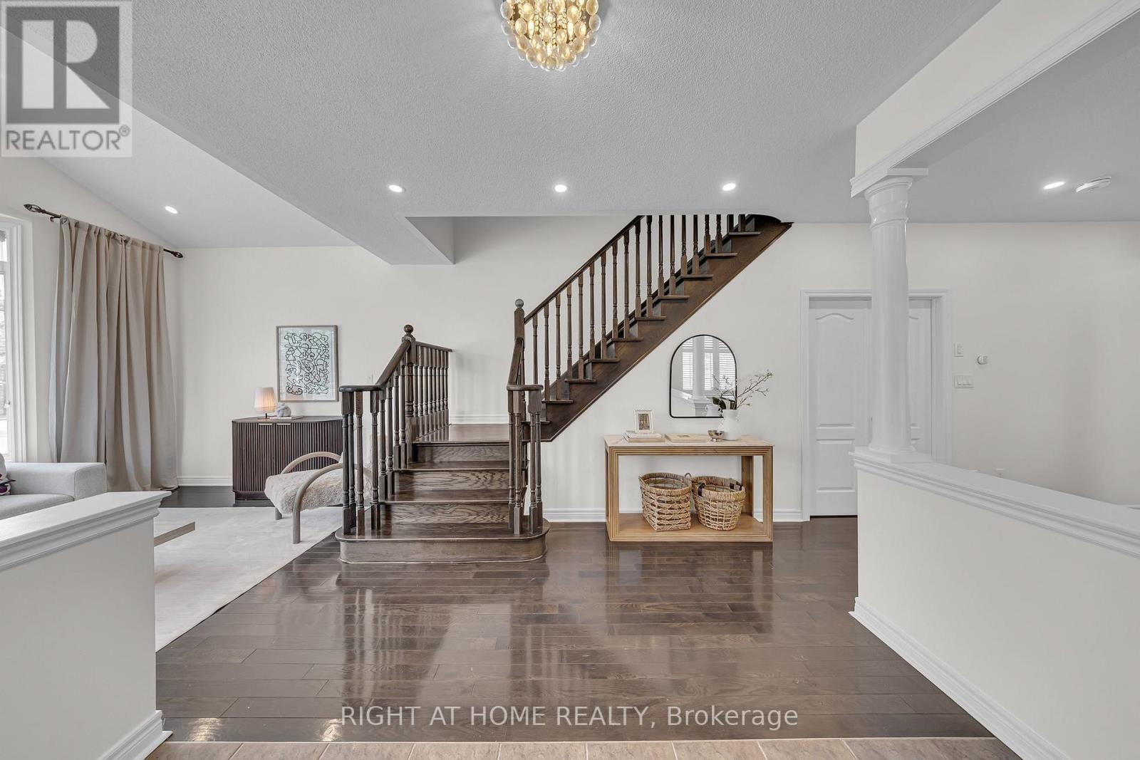 1396 Castlemore Avenue, Markham, Ontario  L6E 0H1 - Photo 4 - N13218390