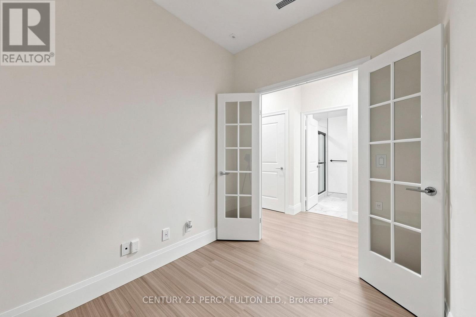 102 - 57 Upper Duke Crescent, Markham, Ontario  L6G 0B9 - Photo 27 - N13218408