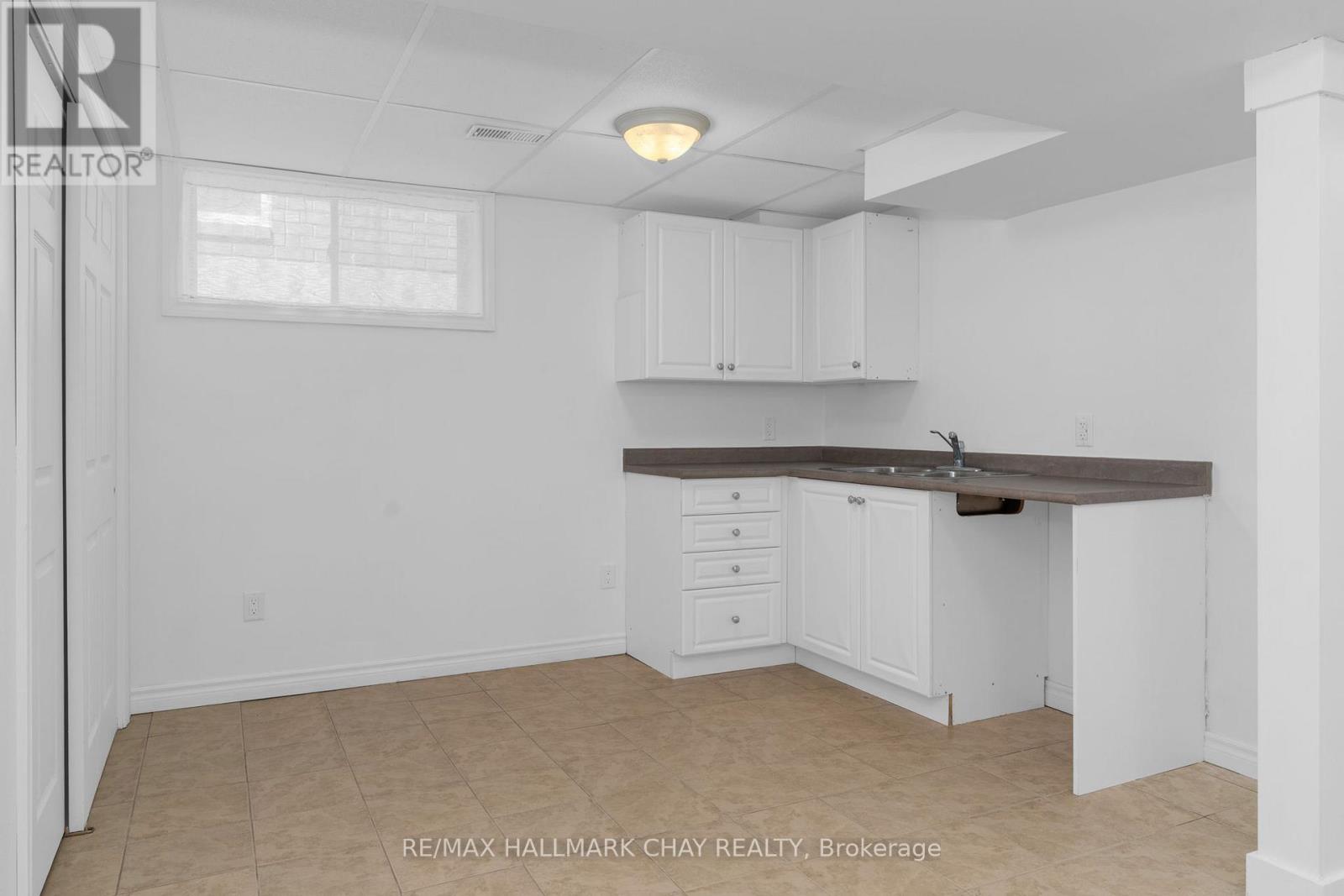 63 Masters Drive, Barrie, Ontario  L4M 6W9 - Photo 24 - S13218394