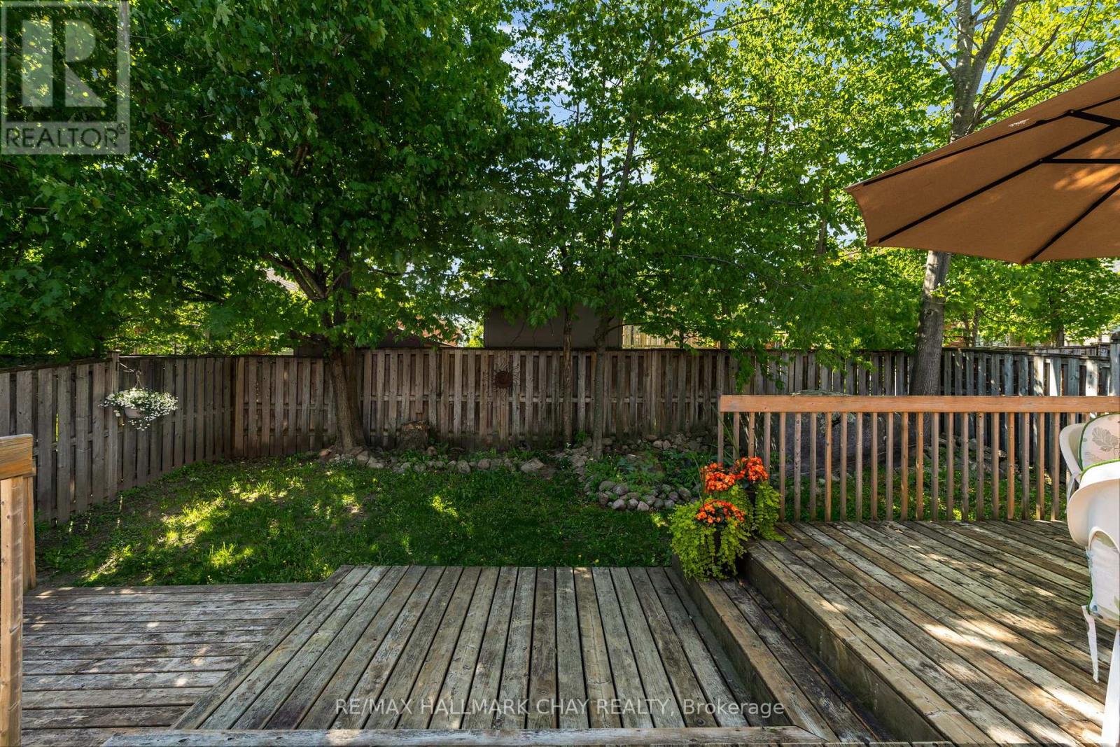 63 Masters Drive, Barrie, Ontario  L4M 6W9 - Photo 30 - S13218394