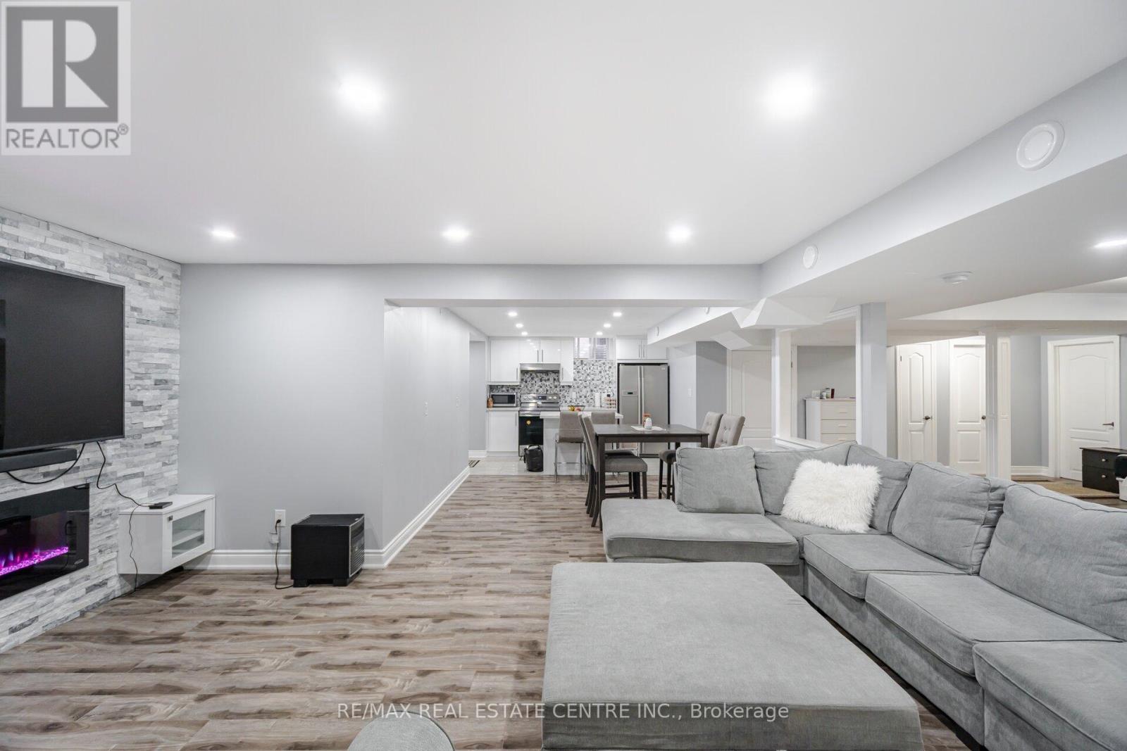 7 Prince Edward Boulevard, Brampton, Ontario  L6P 2E1 - Photo 31 - W13218372