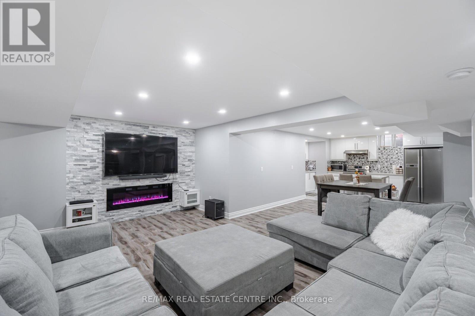 7 Prince Edward Boulevard, Brampton, Ontario  L6P 2E1 - Photo 32 - W13218372