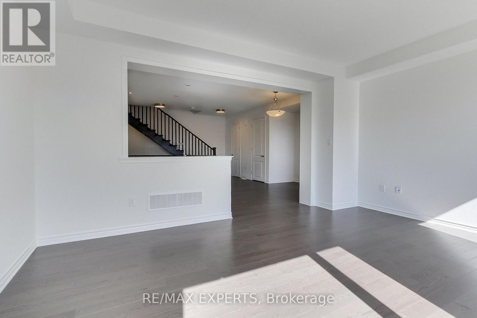 1237 Poppy Gardens, Oakville, Ontario  L6H 7Y4 - Photo 14 - W13218420