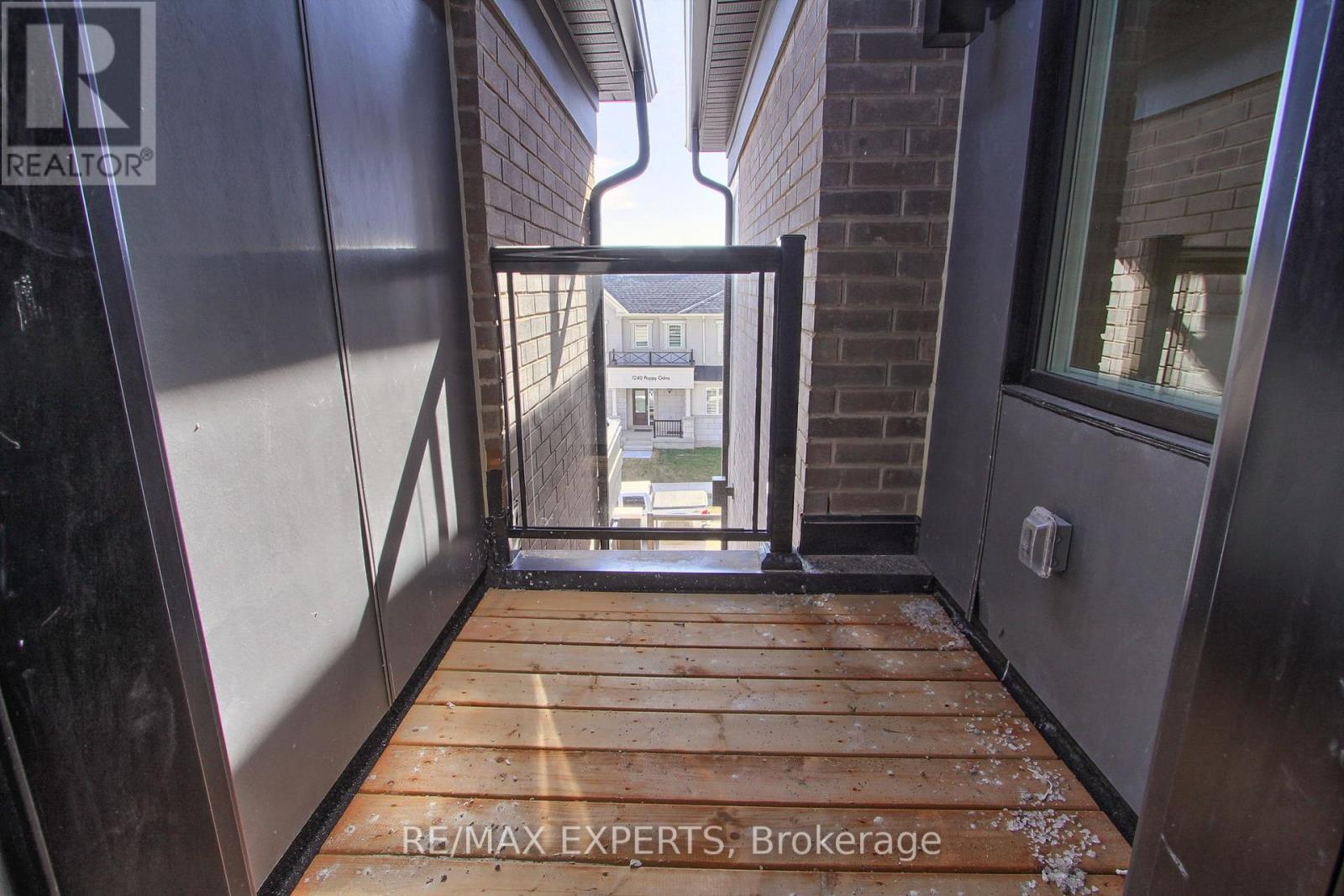 1237 Poppy Gardens, Oakville, Ontario  L6H 7Y4 - Photo 24 - W13218420