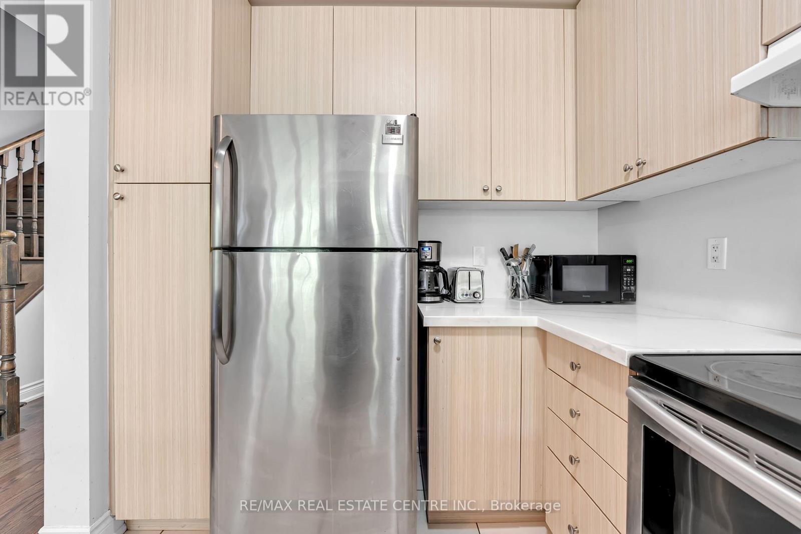 72 Lady Evelyn Crescent, Brampton, Ontario  L6Y 6C6 - Photo 13 - W13218430