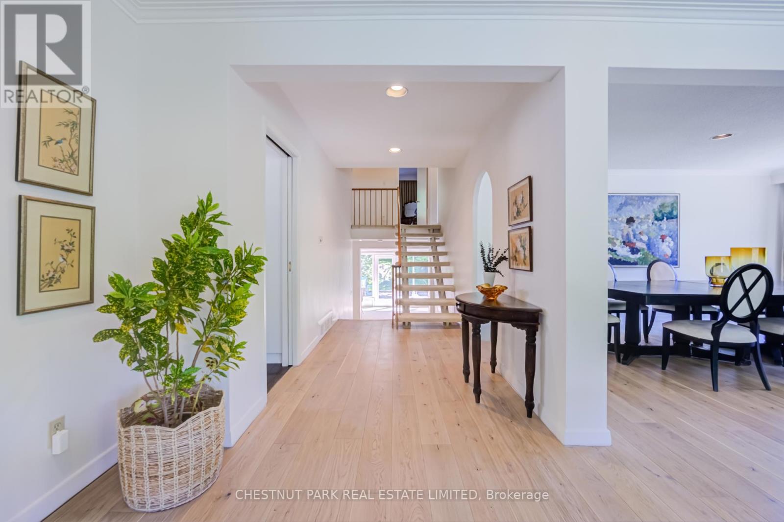 26 Hearthstone Crescent, Toronto, Ontario  M2R 1G3 - Photo 6 - C13213732