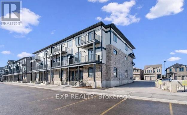 118 Oat Lane, Kitchener, Ontario N2R 0S8 - Photo 1 - X13218418