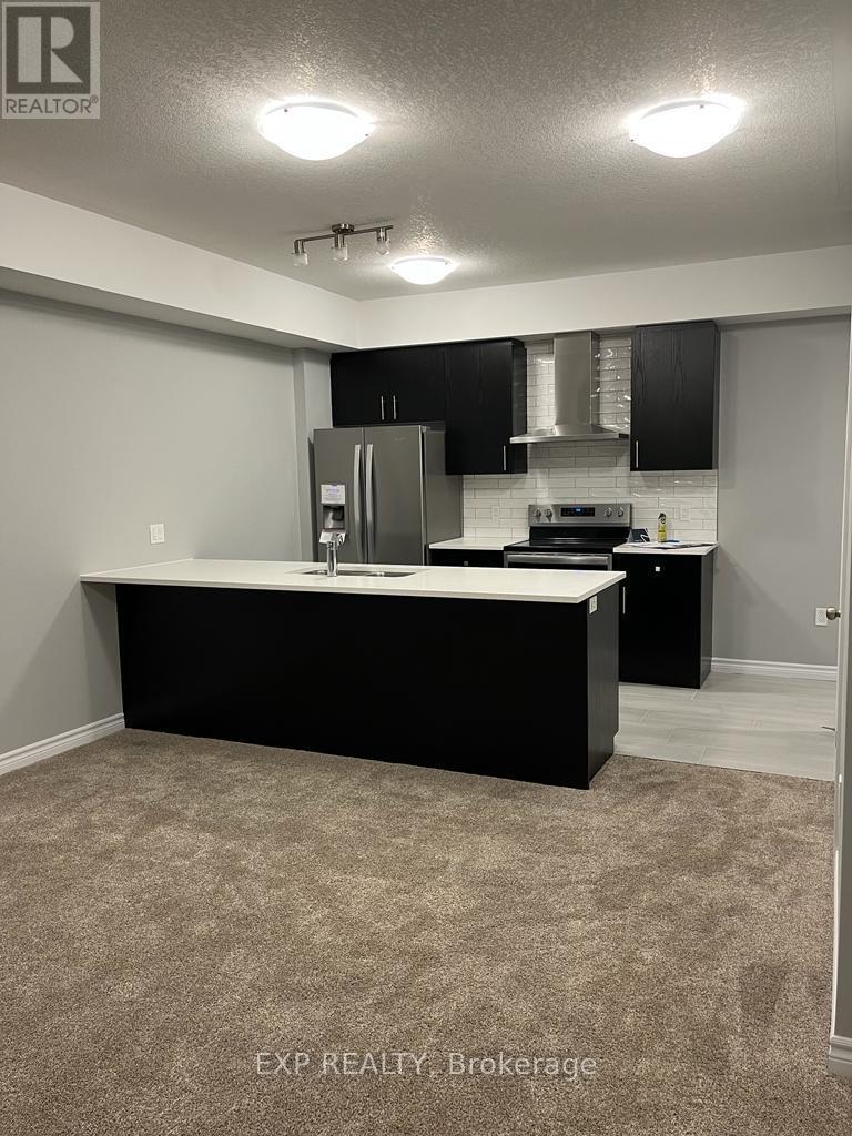 118 Oat Lane, Kitchener, Ontario N2R 0S8 - Photo 2 - X13218418