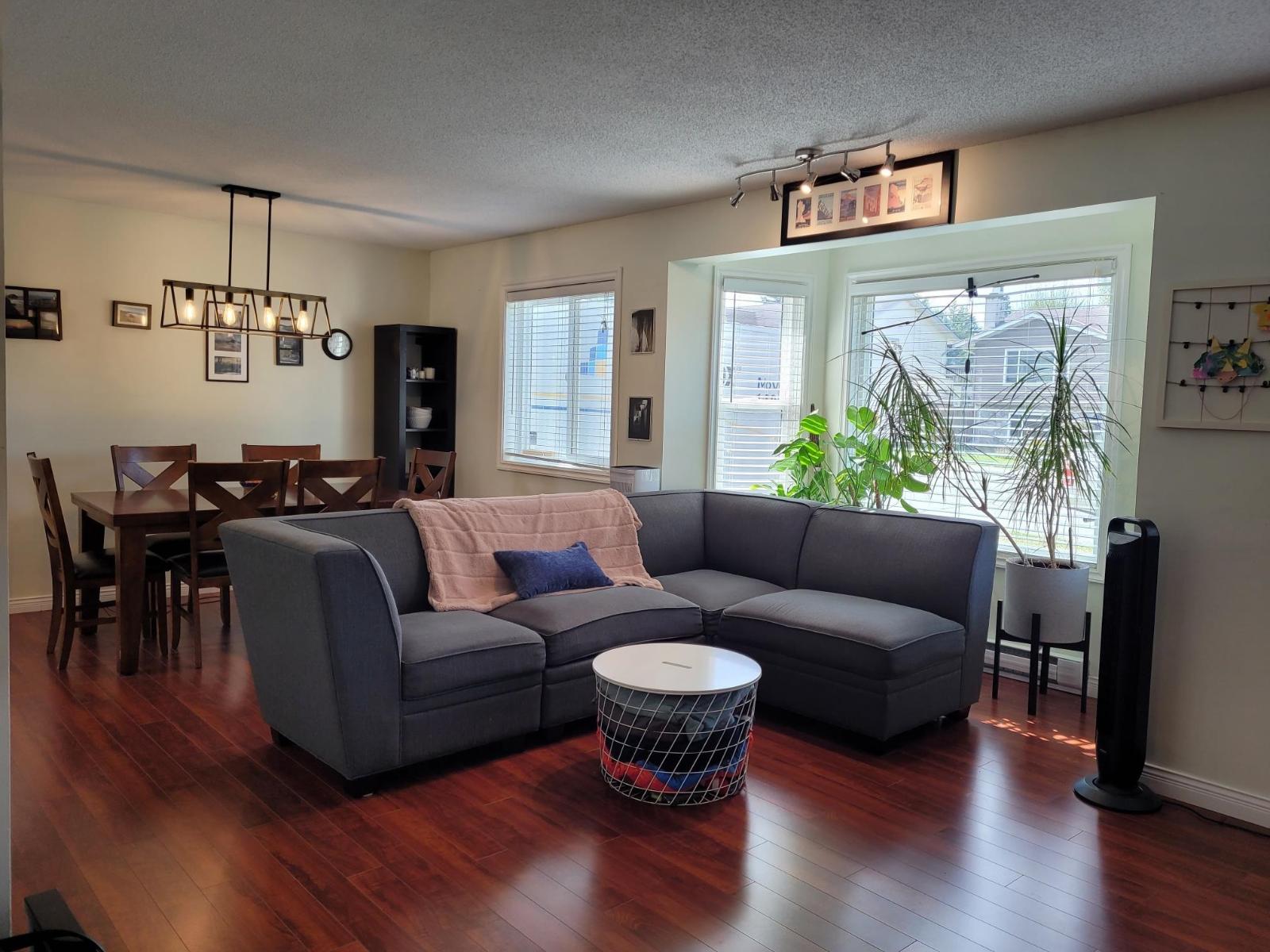 3712 Dunsmuir Way, Abbotsford, British Columbia  V2S 6J2 - Photo 4 - R3128675