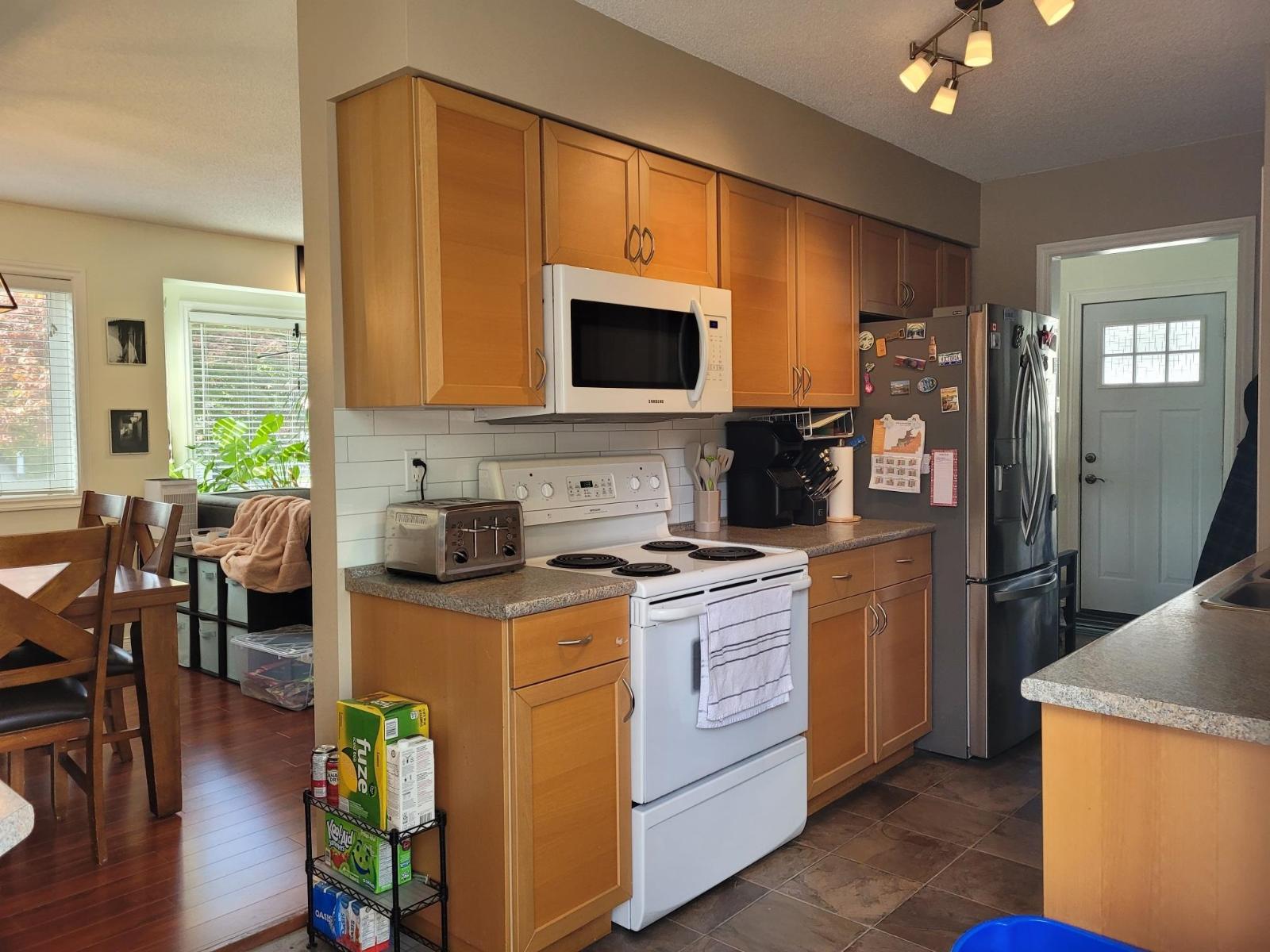 3712 Dunsmuir Way, Abbotsford, British Columbia  V2S 6J2 - Photo 7 - R3128675