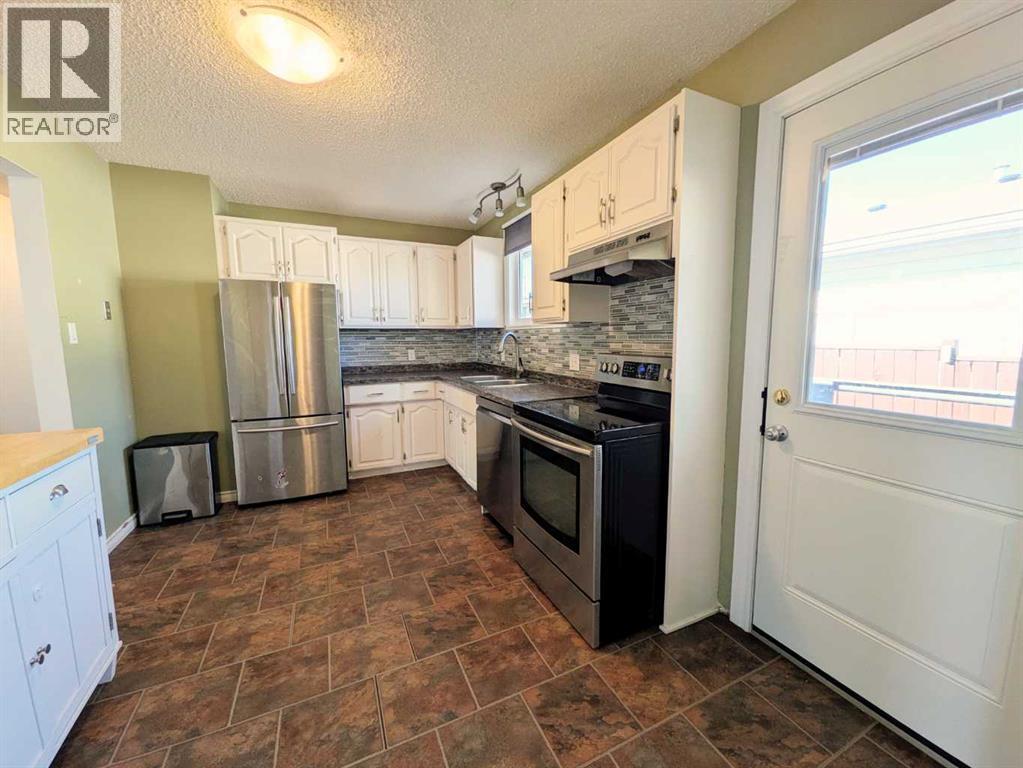 26 Sunset Drive, Spirit River, Alberta  T0H 3G0 - Photo 7 - A2312456