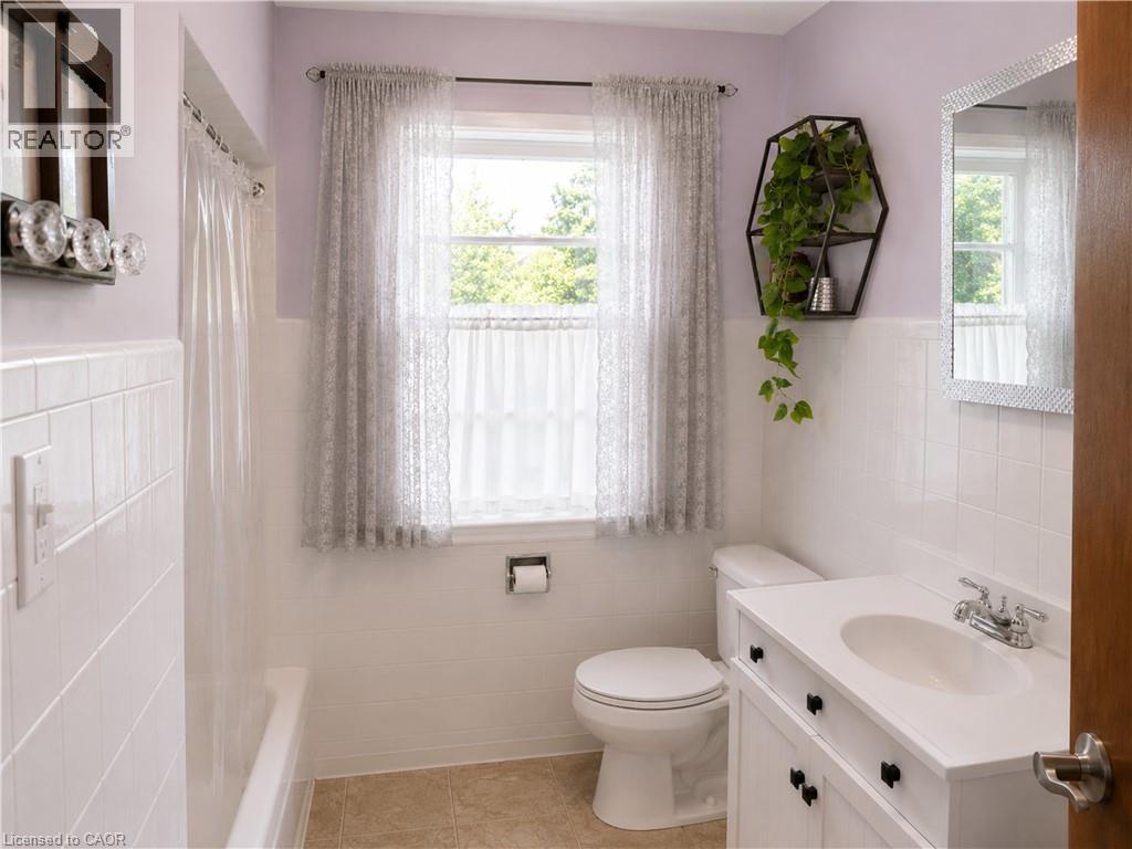 15 Barrett Avenue, Cambridge, Ontario  N1R 3A1 - Photo 8 - 40832742