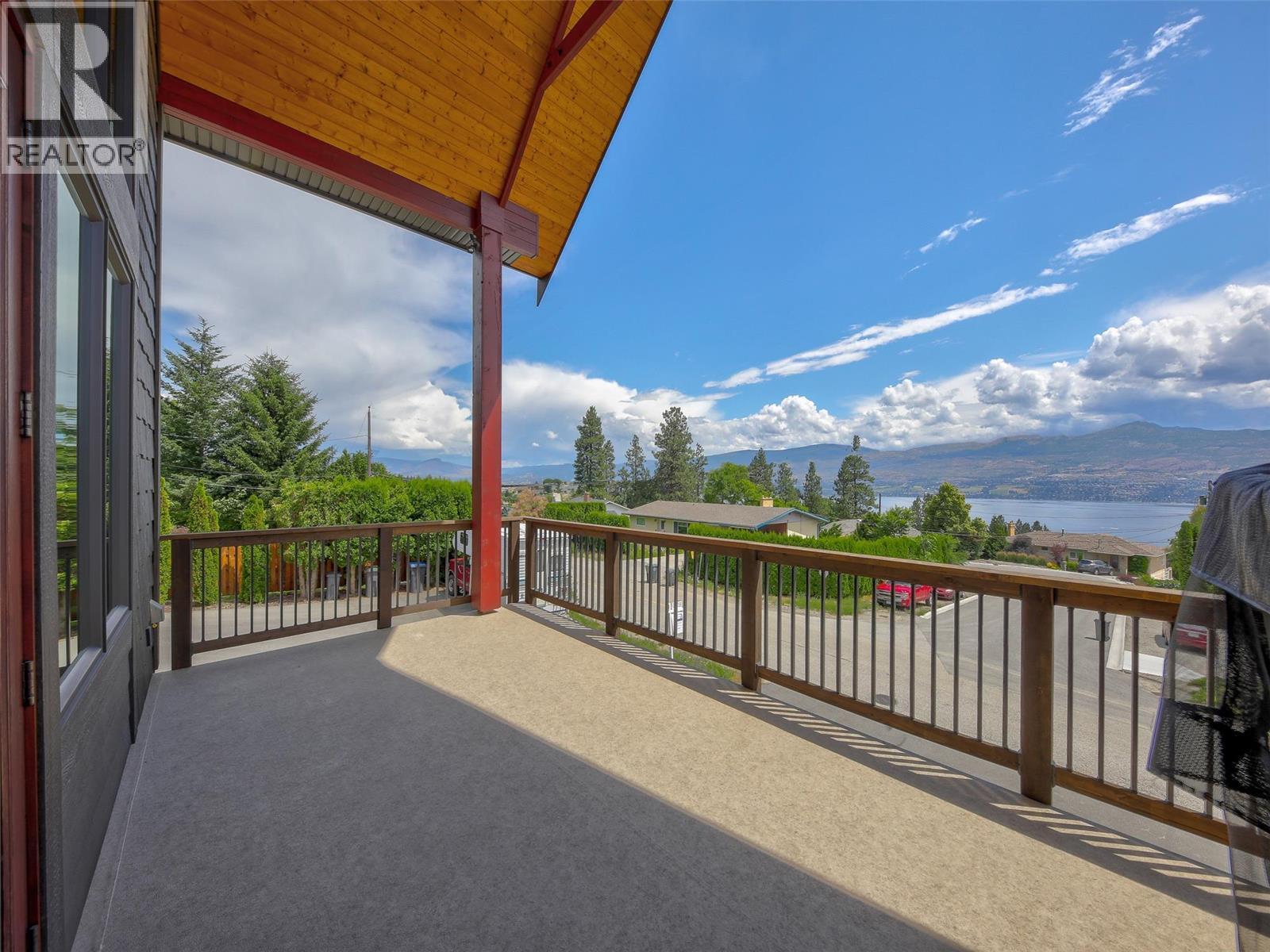 3032 Ourtoland Road, West Kelowna, British Columbia  V1Z 2H8 - Photo 3 - 10389455