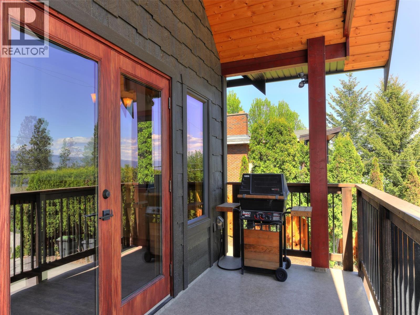 3032 Ourtoland Road, West Kelowna, British Columbia  V1Z 2H8 - Photo 39 - 10389455