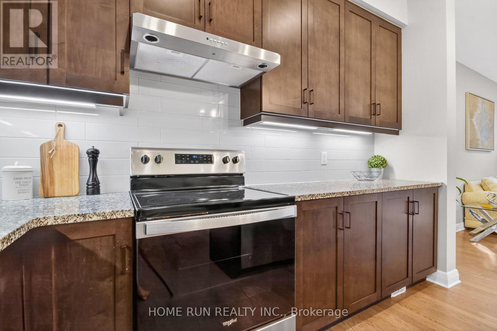 308 Wigwas Street, Ottawa, Ontario  K1K 5A1 - Photo 12 - X13218456