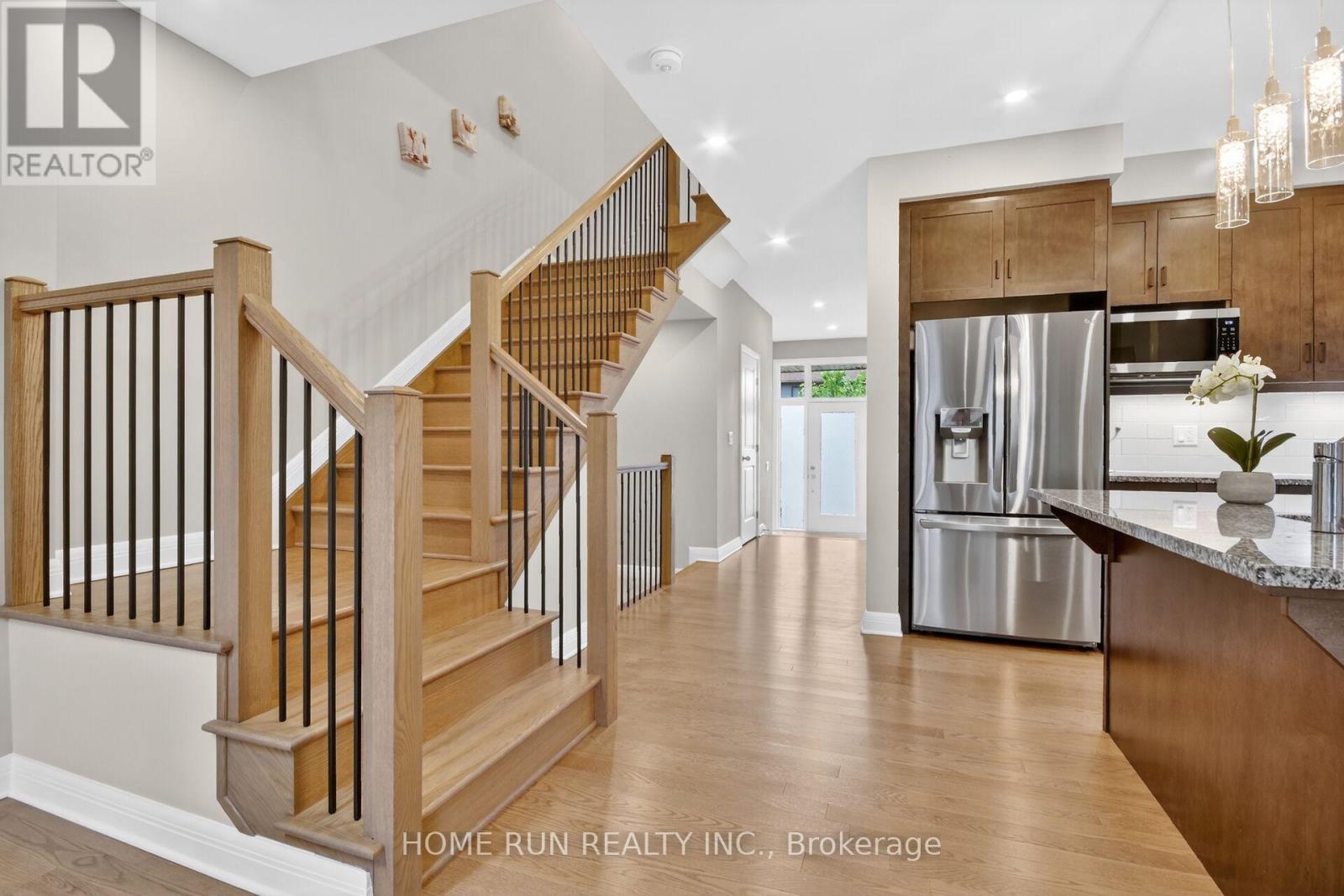 308 Wigwas Street, Ottawa, Ontario  K1K 5A1 - Photo 8 - X13218456