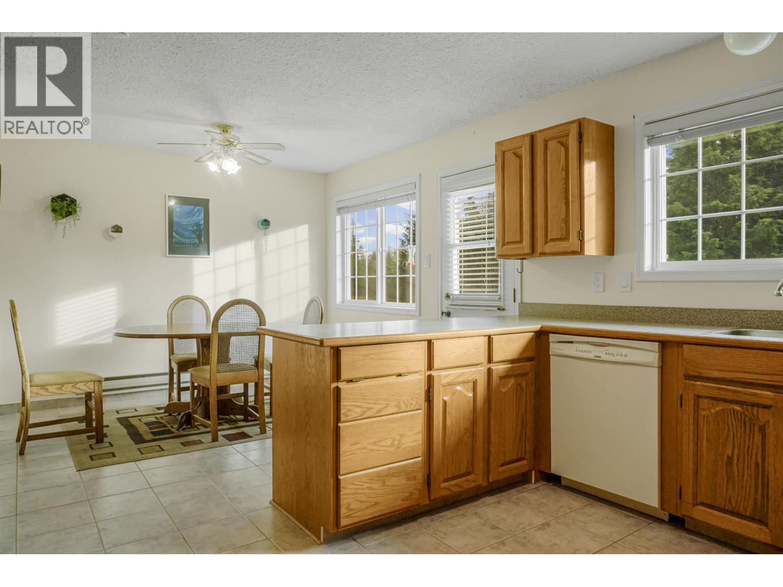 140 Smith Street, Kitimat, British Columbia  V8C 2R5 - Photo 6 - R3117835