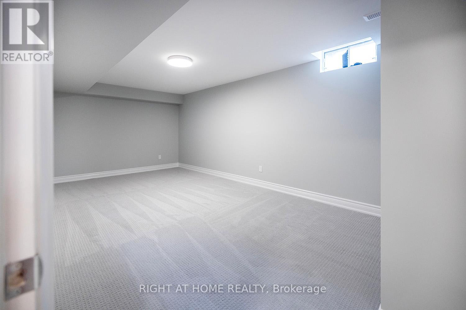 204 Johnson Avenue, Whitby, Ontario  L1N 0L4 - Photo 8 - E13166724