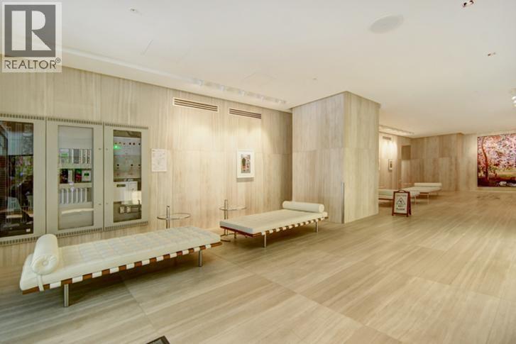 1102 777 Richards Street, Vancouver, British Columbia  V6B 0M6 - Photo 2 - R3129989
