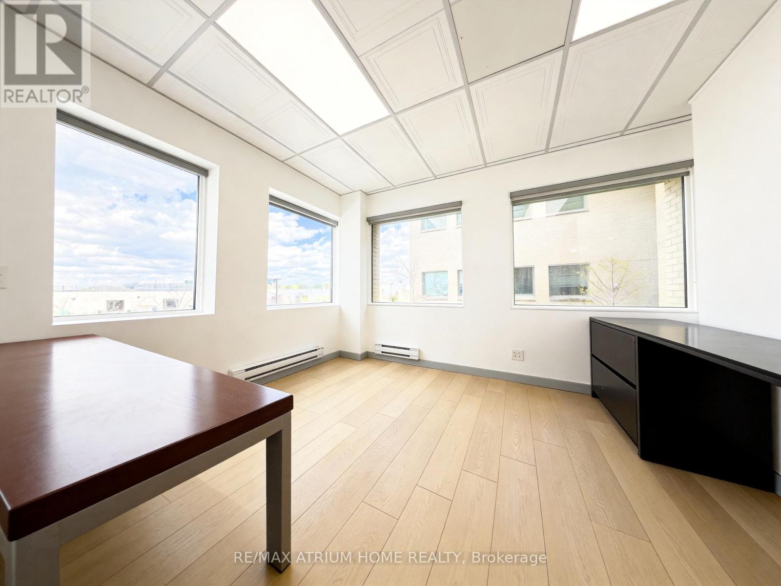 3190 Steeles Avenue E, Markham, Ontario  L3R 1G9 - Photo 2 - N13218432
