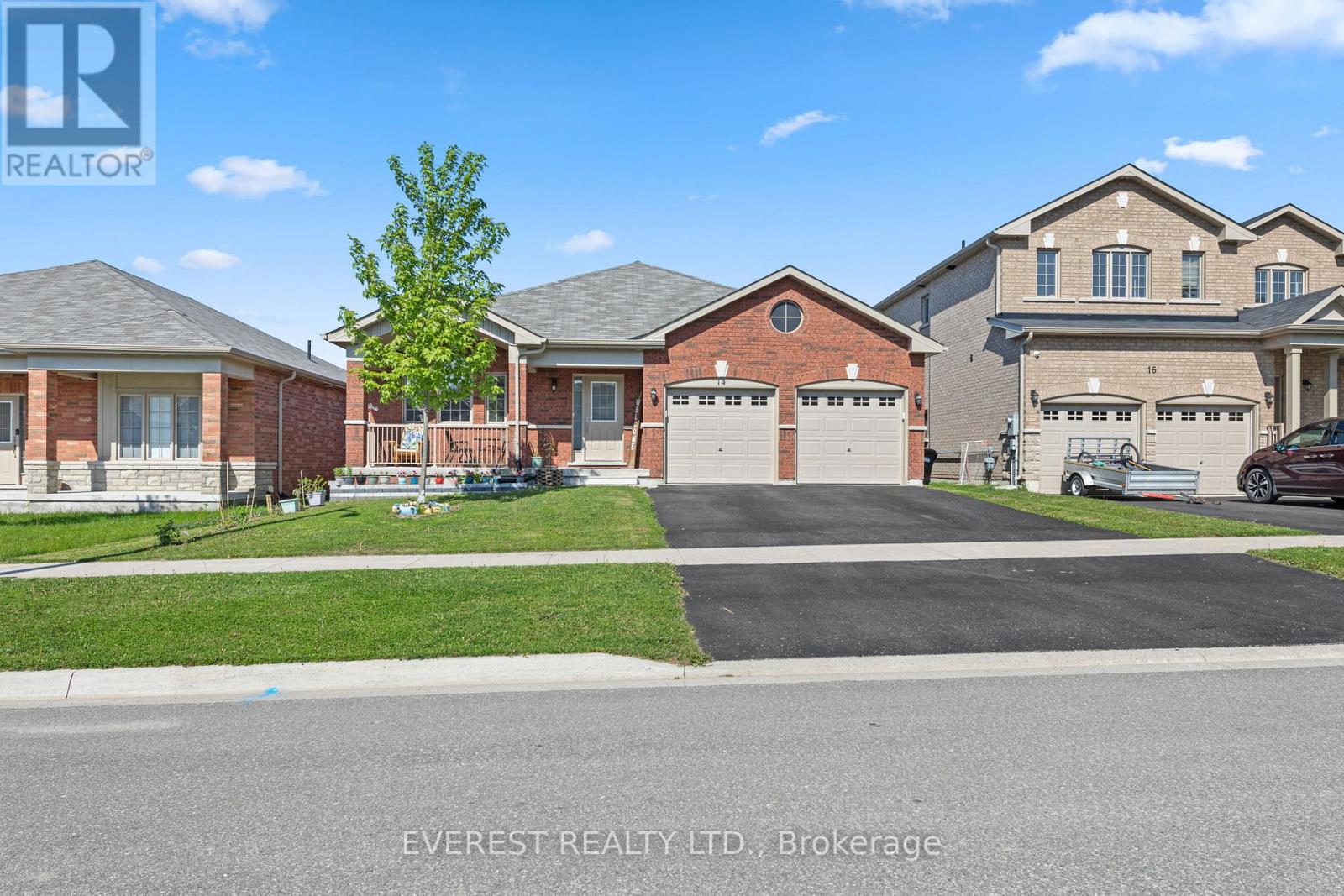 14 Hewson Street, Penetanguishene, Ontario  L9M 0V7 - Photo 2 - S13218436