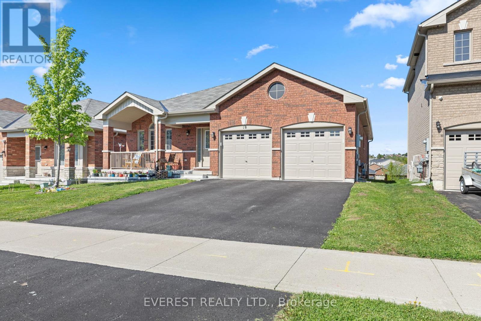 14 Hewson Street, Penetanguishene, Ontario  L9M 0V7 - Photo 6 - S13218436