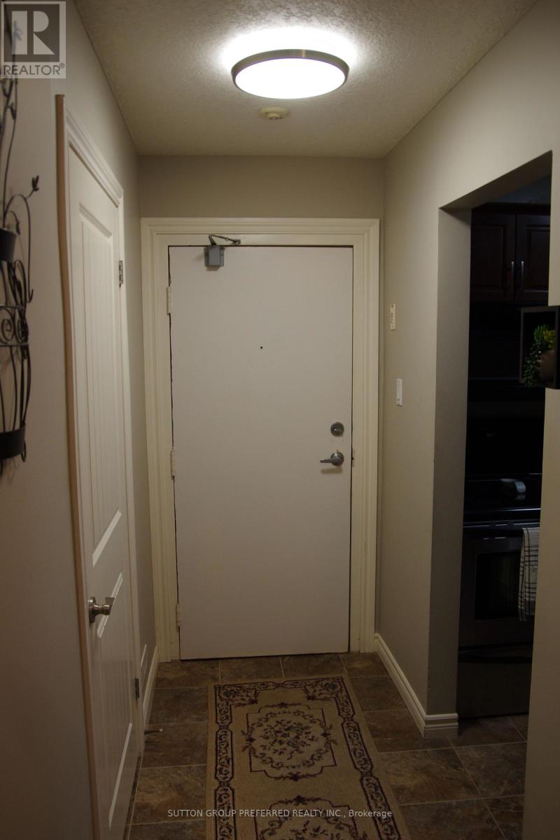 113 - 148 Conway Drive, London South, Ontario  N6E 3N4 - Photo 8 - X12889934