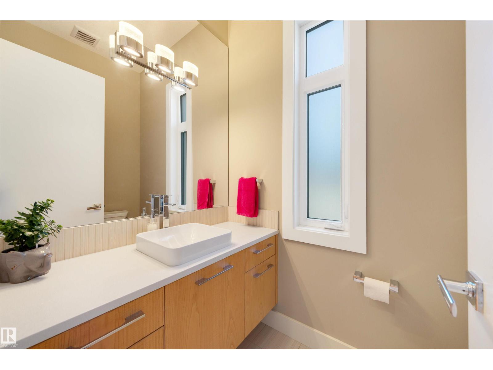 8408 118 St NW, Edmonton, Alberta  T6G 1T3 - Photo 16 - E4477068